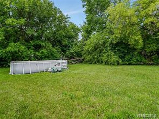 11119 Whitehill Street, Detroit, MI 48224