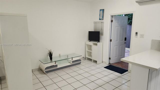 1921 SW 83rd Avenue 1, Miami, FL 33155