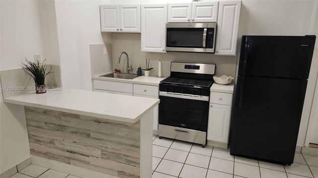1921 SW 83rd Avenue 1, Miami, FL 33155