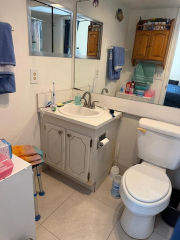 180 Markham I 180, Deerfield Beach, FL 33442