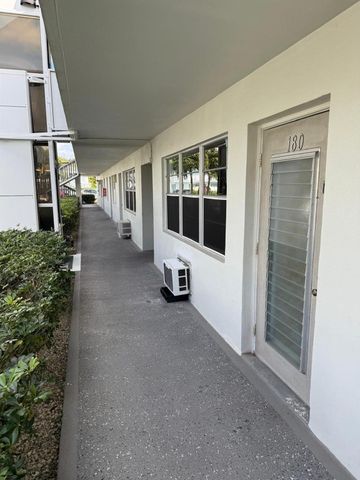 180 Markham I 180, Deerfield Beach, FL 33442