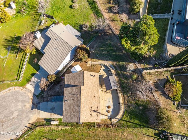 15152 Ojibwa Place, Lake Hughes, CA 93532