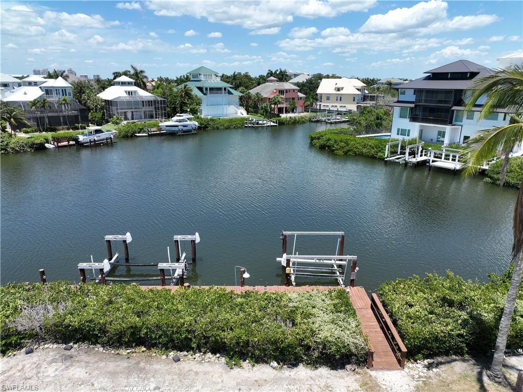 205 Bayfront DR, BONITA SPRINGS, FL 34134 — photo 4