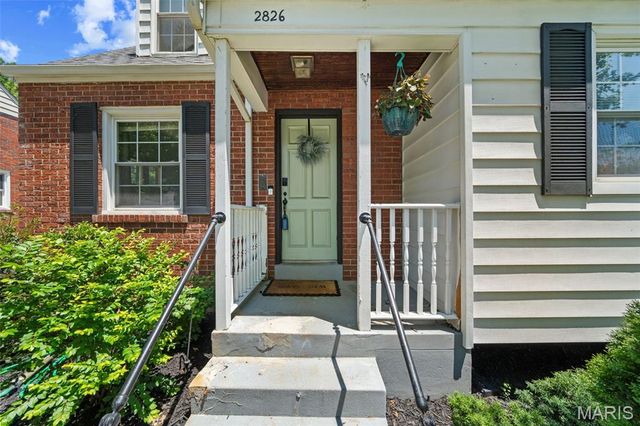 2826 Dunkirk Drive, St Louis, MO 63119