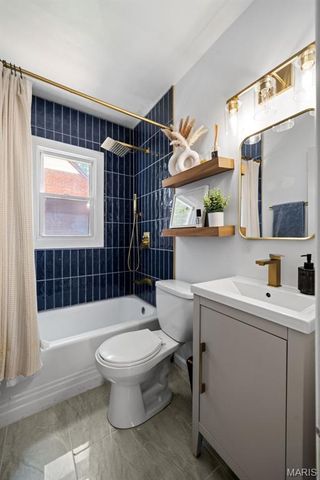 2826 Dunkirk Drive, St Louis, MO 63119