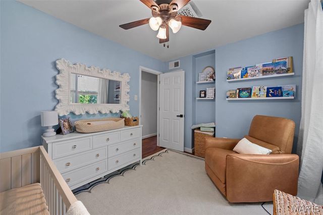 2826 Dunkirk Drive, St Louis, MO 63119