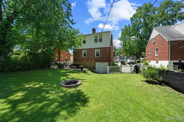 2826 Dunkirk Drive, St Louis, MO 63119