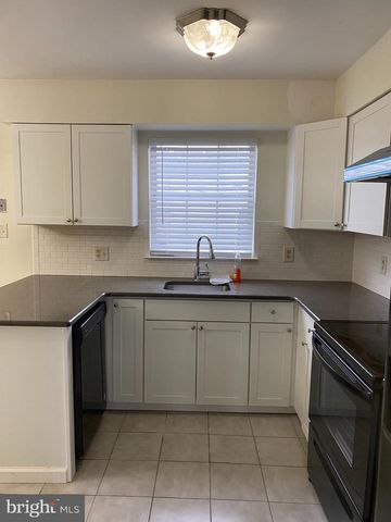 9 REVERE PL, Newark, DE 19702