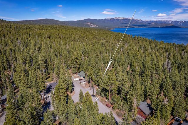 938 Country Club Drive, Tahoe City, CA 96145