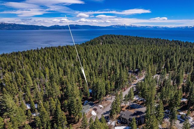 938 Country Club Drive, Tahoe City, CA 96145