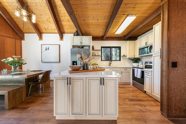 938 Country Club Drive, Tahoe City, CA 96145