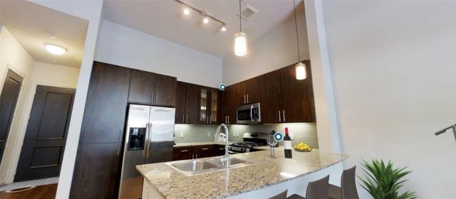 2525 Mccue St Road 1257, Houston, TX 77056