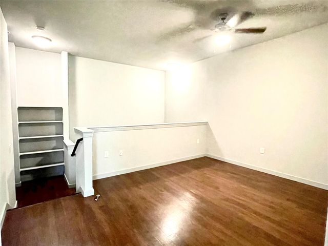 2525 Mccue St Road 1257, Houston, TX 77056