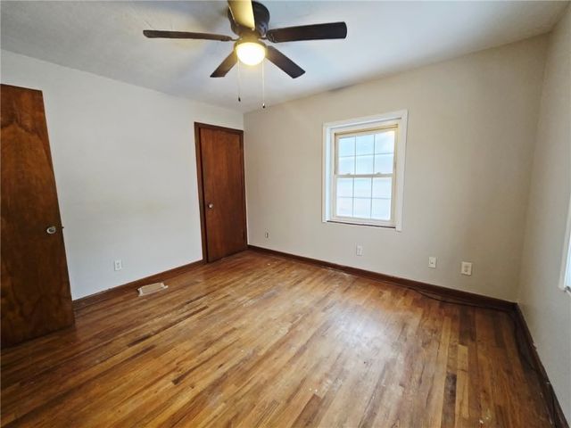 409 Mendelssohn Ave, Clairton, PA 15025