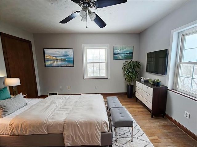 409 Mendelssohn Ave, Clairton, PA 15025