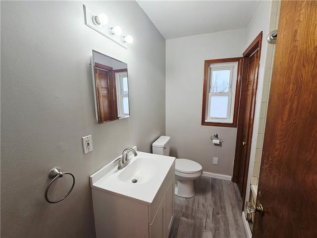 409 Mendelssohn Ave, Clairton, PA 15025