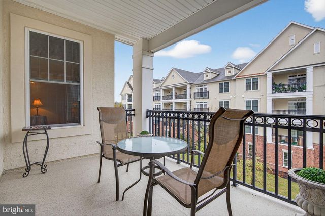 137 PLAZA GRANDE, Cherry Hill, NJ 08002