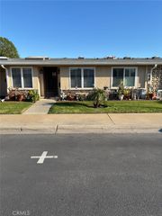 1440 Pelham 105J, Seal Beach, CA 90740