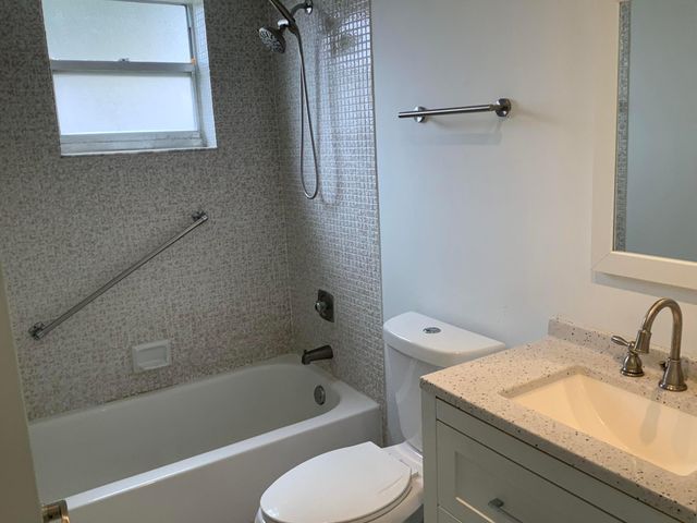 794 Normandy Q, Delray Beach, FL 33484