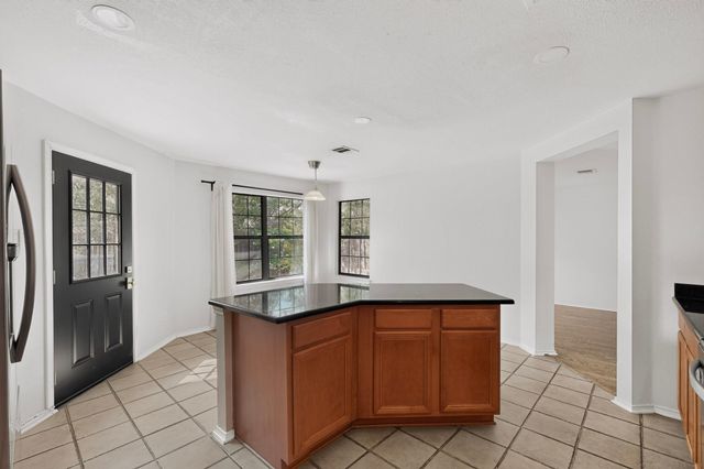 11517 Chatam Berry LN, Austin, TX 78748