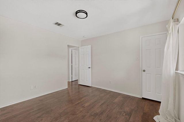 11517 Chatam Berry LN, Austin, TX 78748