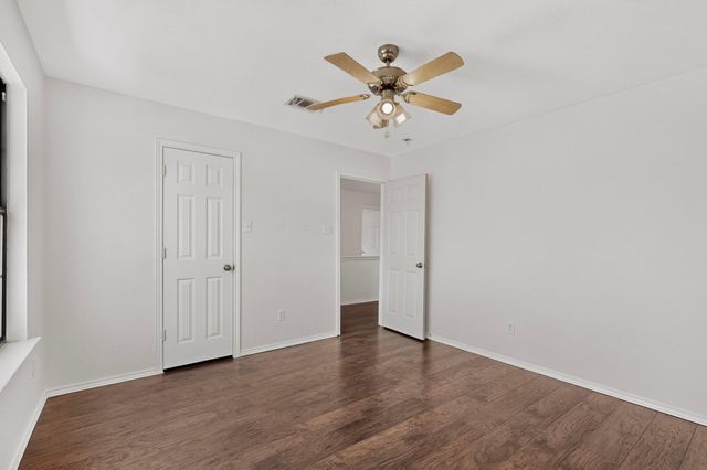 11517 Chatam Berry LN, Austin, TX 78748