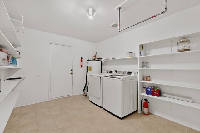 11517 Chatam Berry LN, Austin, TX 78748