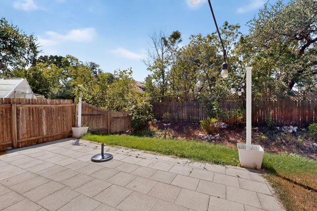 11517 Chatam Berry LN, Austin, TX 78748