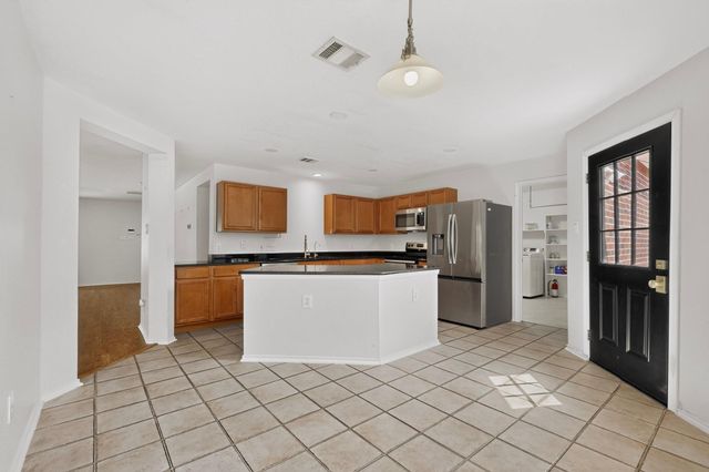 11517 Chatam Berry LN, Austin, TX 78748
