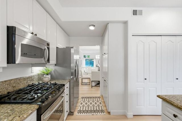 264 W 20th Avenue, San Mateo, CA 94403