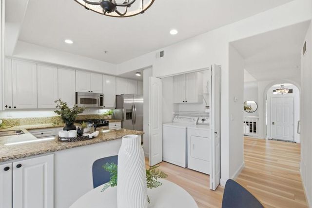 264 W 20th Avenue, San Mateo, CA 94403