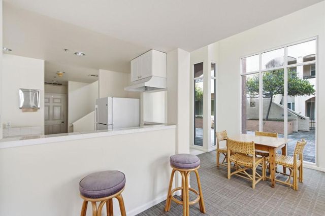 264 W 20th Avenue, San Mateo, CA 94403
