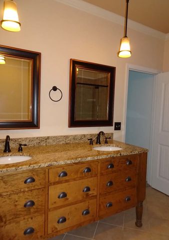 4487 Post Pl Apt 126, Nashville, TN 37205
