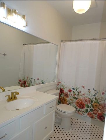 4487 Post Pl Apt 126, Nashville, TN 37205