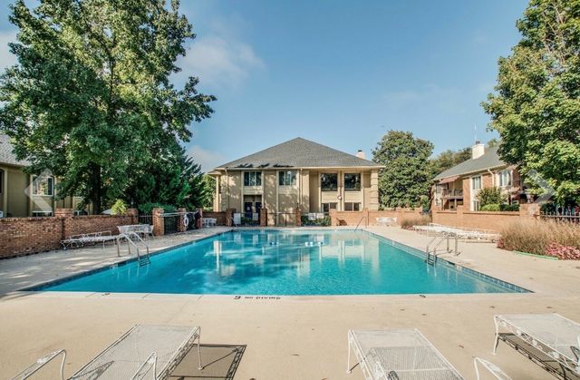 4487 Post Pl Apt 126, Nashville, TN 37205