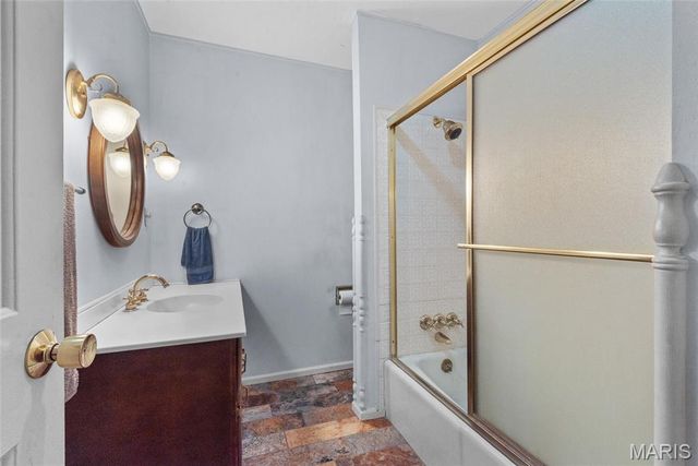 11 Glen Hollow Road, Glen Carbon, IL 62034