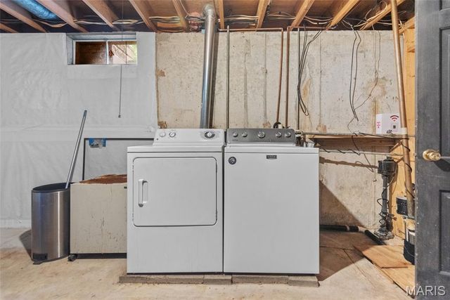 11 Glen Hollow Road, Glen Carbon, IL 62034