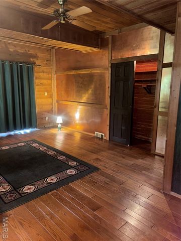 11 Glen Hollow Road, Glen Carbon, IL 62034