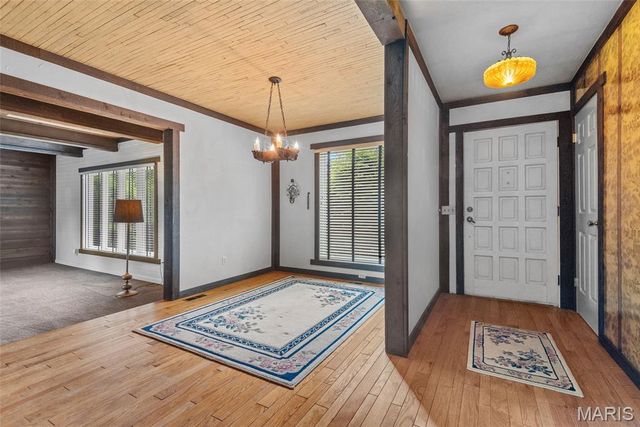 11 Glen Hollow Road, Glen Carbon, IL 62034