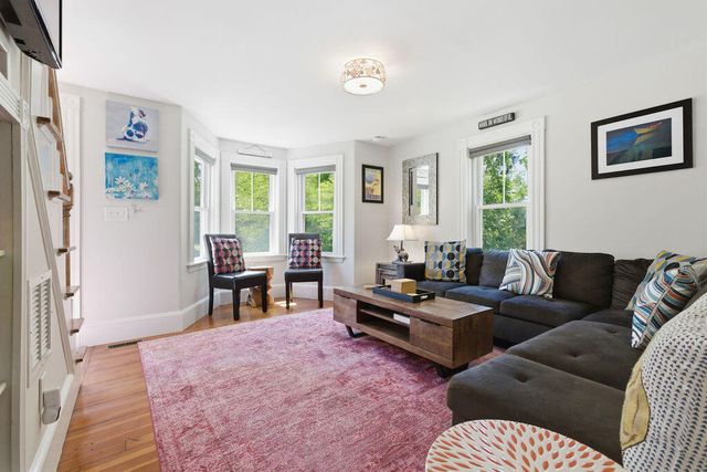 18 Nobscussett Road, Dennis, MA 02638