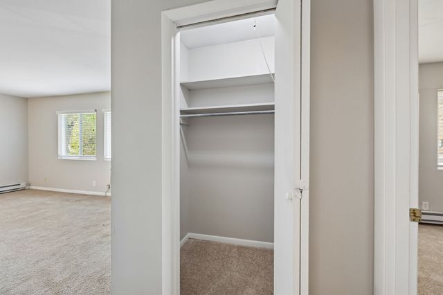 550 Harding Pl Apt E113, Nashville, TN 37211