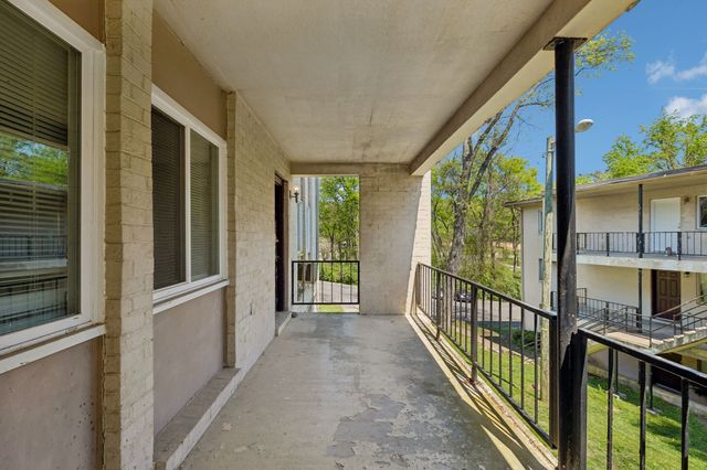 550 Harding Pl Apt E113, Nashville, TN 37211