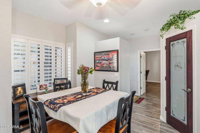 11011 N ZEPHYR Drive 105, Fountain Hills, AZ 85268