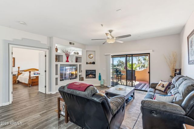 11011 N ZEPHYR Drive 105, Fountain Hills, AZ 85268