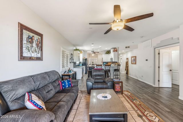 11011 N ZEPHYR Drive 105, Fountain Hills, AZ 85268