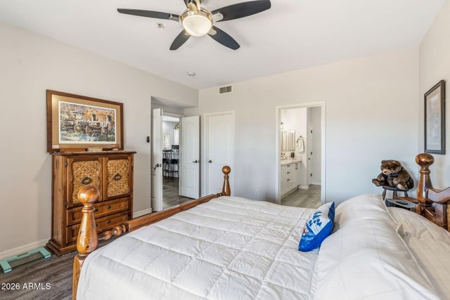 11011 N ZEPHYR Drive 105, Fountain Hills, AZ 85268