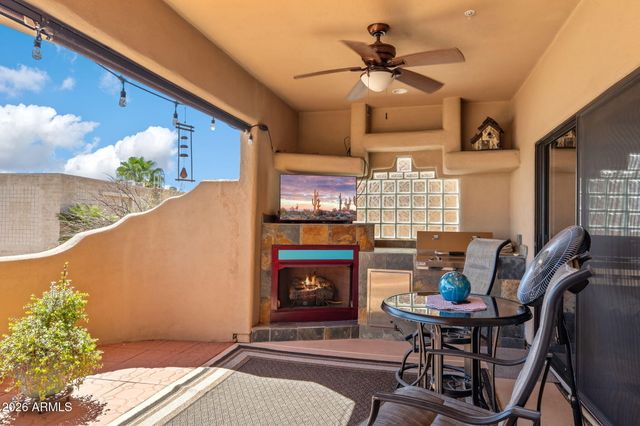 11011 N ZEPHYR Drive 105, Fountain Hills, AZ 85268