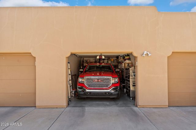 11011 N ZEPHYR Drive 105, Fountain Hills, AZ 85268