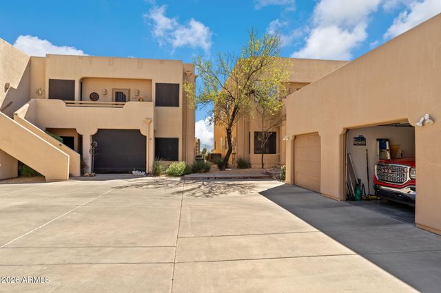 11011 N ZEPHYR Drive 105, Fountain Hills, AZ 85268