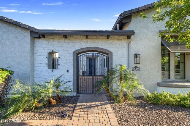 2457 E AMBER Court, Gilbert, AZ 85296